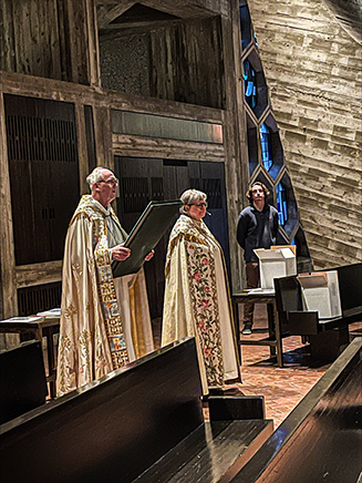 Prioress Karen Rose OSB of Saint Benedict’s Monastery and Abbot John Klassen OSB of Saint John’s Abbey preside over the service.